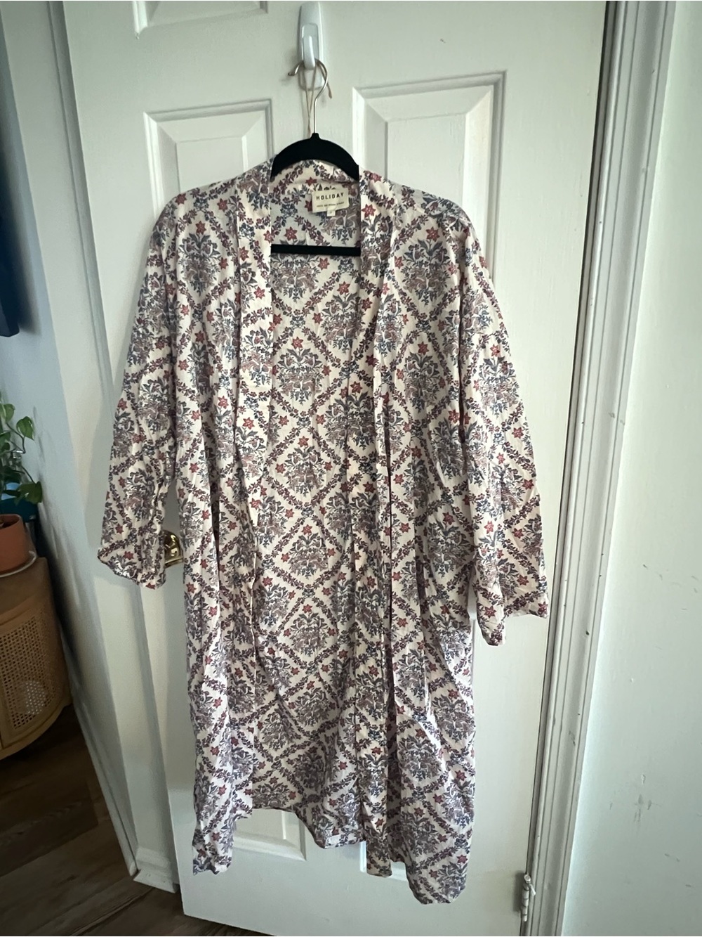 Sezane holiday collection kimono Cream Floral